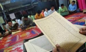 Mengajarkan Agama dan Melakukan Kewajiban Terhadap-Nya