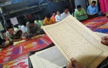 Mengajarkan Agama dan Melakukan Kewajiban Terhadap-Nya